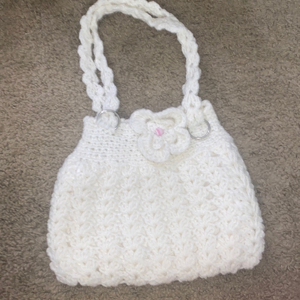 Hand Made purse w/detachable flower